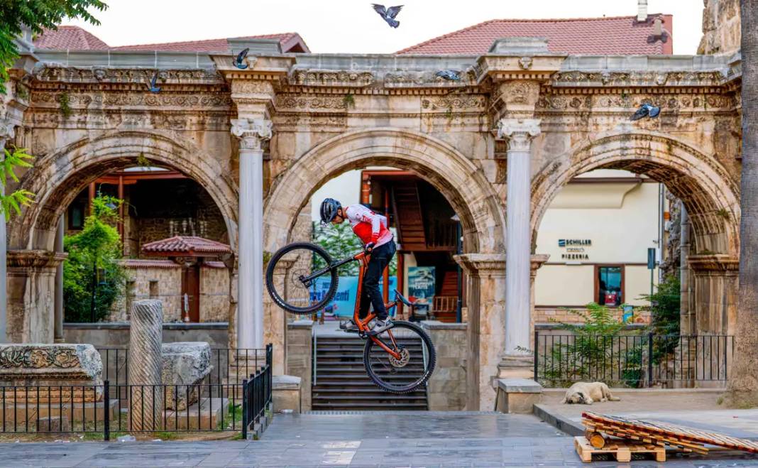 Kaleiçi’nde Pedal Sesleri Yankılanacak 6